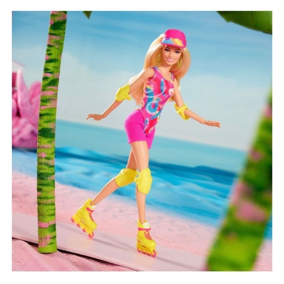 Margo Robbie Skate Barbie - Picture 5 of 7